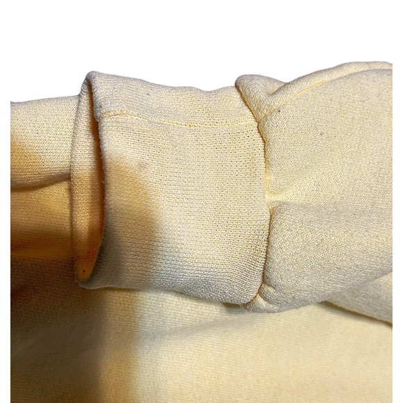 Jerzees Vintage Cardinal Embroidered Sweatshirt Large Yellow Cozy Cottagecore - Picture 2 of 10